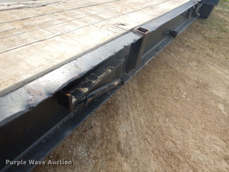 image for item GN9252 1974 Sloan lowboy equipment trailer