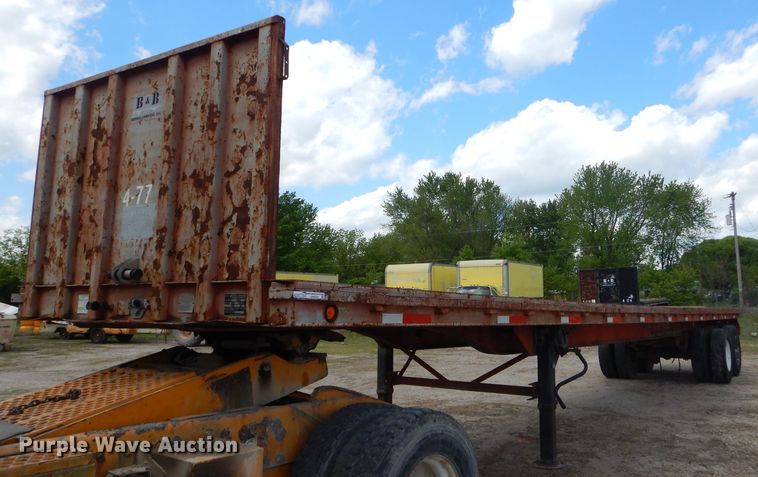image for item GN9303 1978 Pullman flatbed trailer