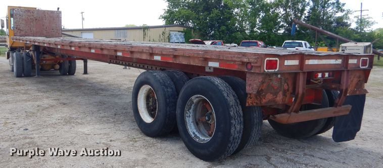 image for item GN9303 1978 Pullman flatbed trailer
