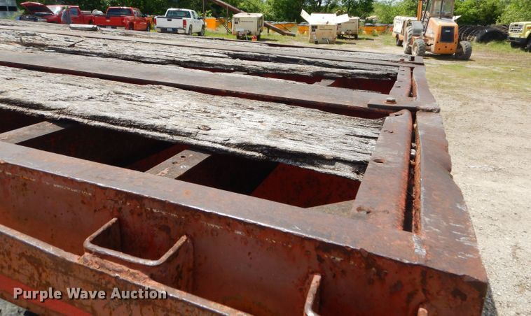 image for item GN9303 1978 Pullman flatbed trailer