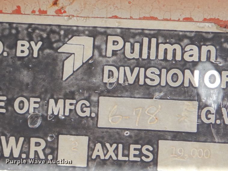 image for item GN9303 1978 Pullman flatbed trailer