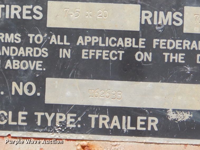 image for item GN9303 1978 Pullman flatbed trailer