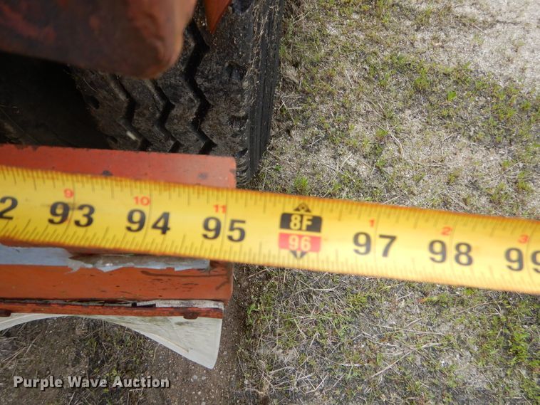 image for item GN9323 1976 Fruehauf tank trailer