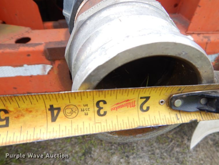 image for item GN9323 1976 Fruehauf tank trailer