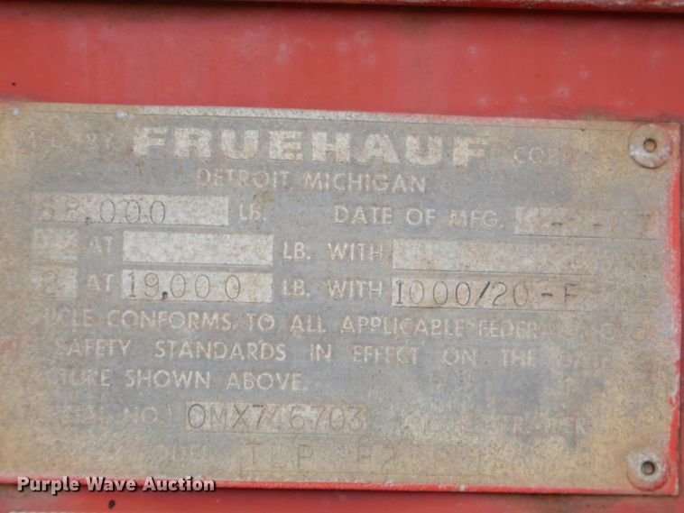 image for item GN9323 1976 Fruehauf tank trailer