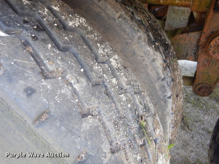 image for item GN9324 1986 VIM tank trailer