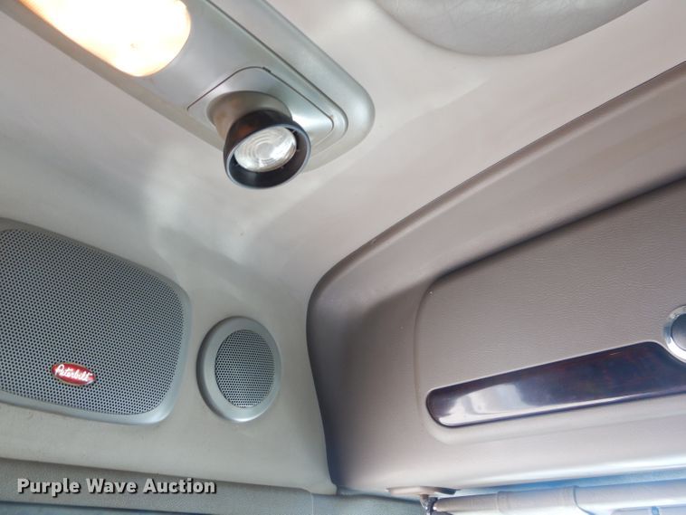 image for item GN9339 2014 Peterbilt 389 semi truck