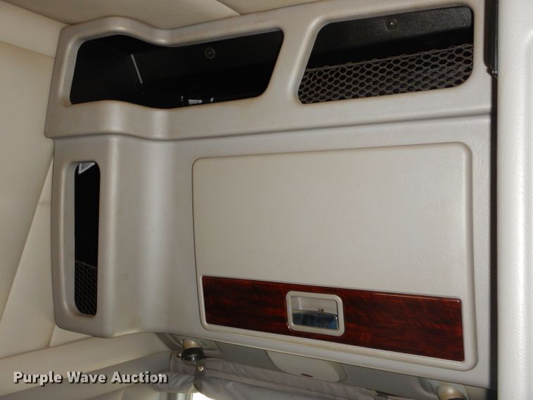 image for item GN9339 2014 Peterbilt 389 semi truck