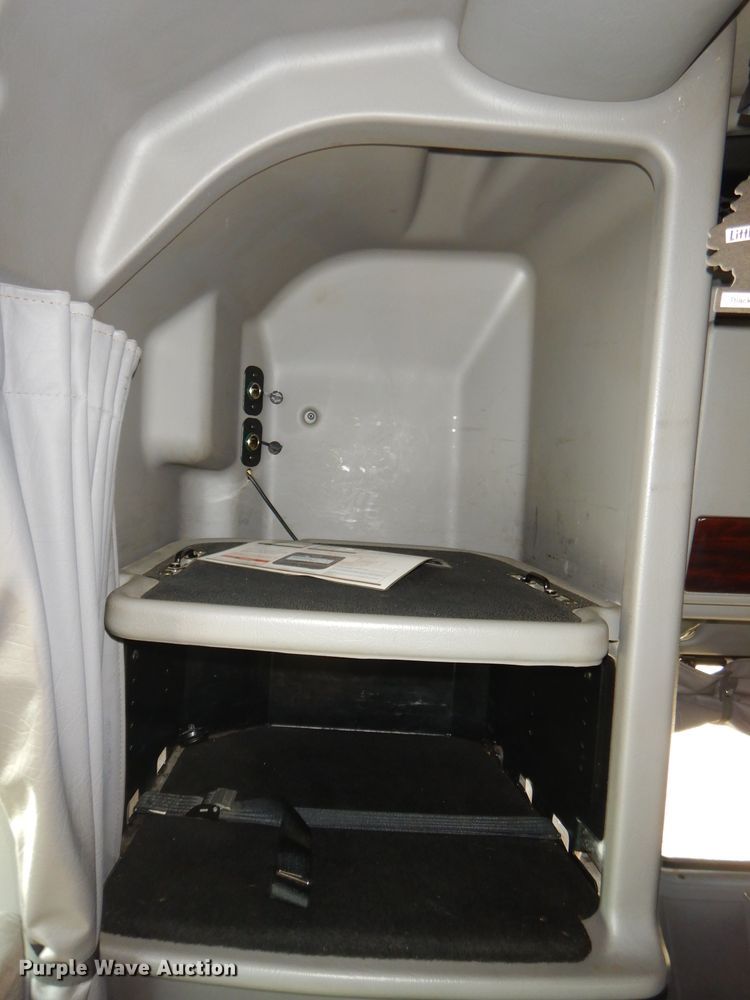 image for item GN9339 2014 Peterbilt 389 semi truck