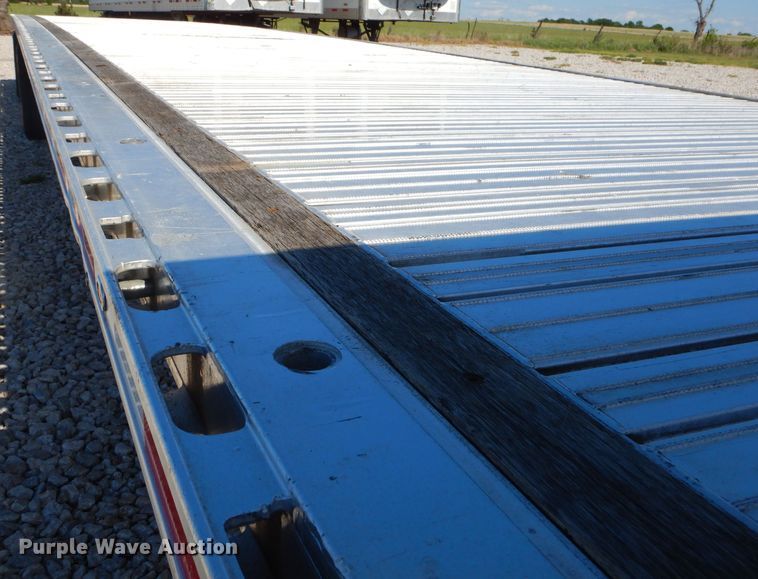 image for item GN9340 2015 Fontaine HAR52D22RSA drop deck trailer