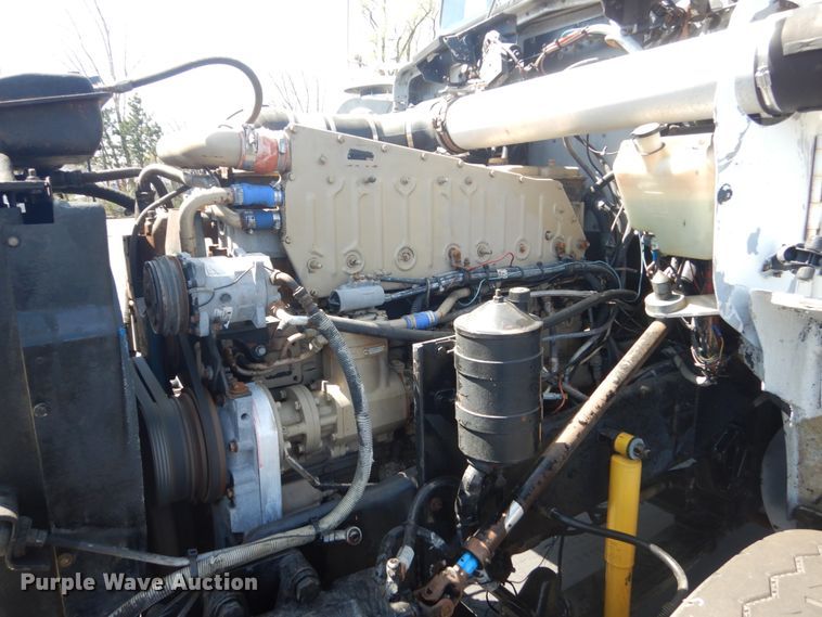 image for item GW9820 1991 Kenworth T800 semi truck