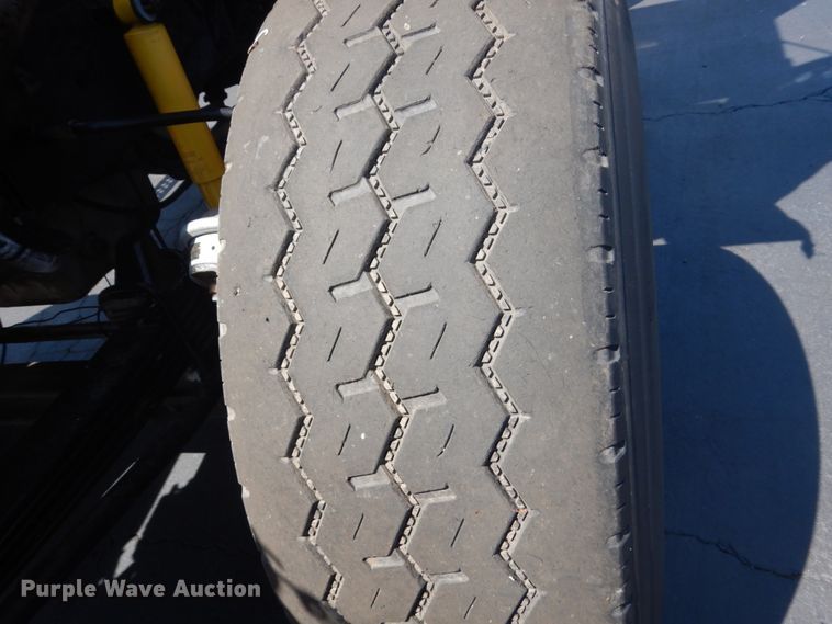 image for item GW9820 1991 Kenworth T800 semi truck