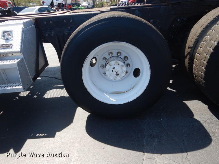 image for item GW9820 1991 Kenworth T800 semi truck