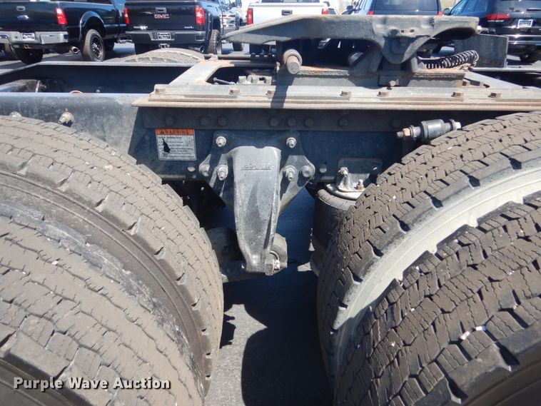 image for item GW9821 2014 Freightliner Coronado glider kit semi truck