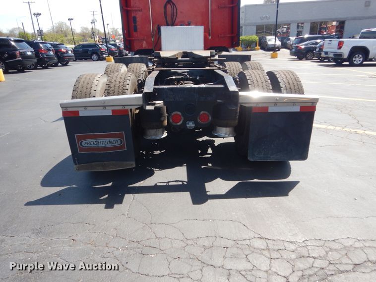 image for item GW9821 2014 Freightliner Coronado glider kit semi truck