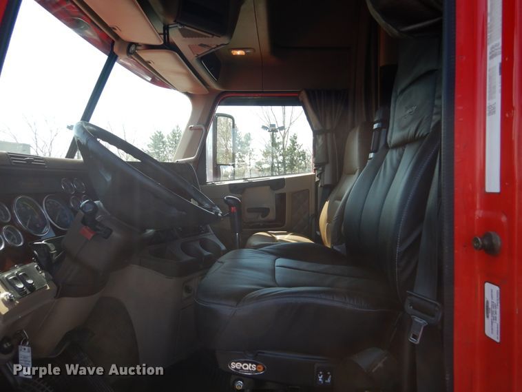 image for item GW9821 2014 Freightliner Coronado glider kit semi truck