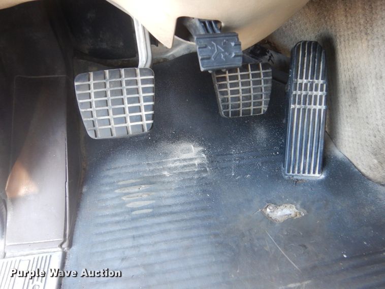 image for item GW9821 2014 Freightliner Coronado glider kit semi truck