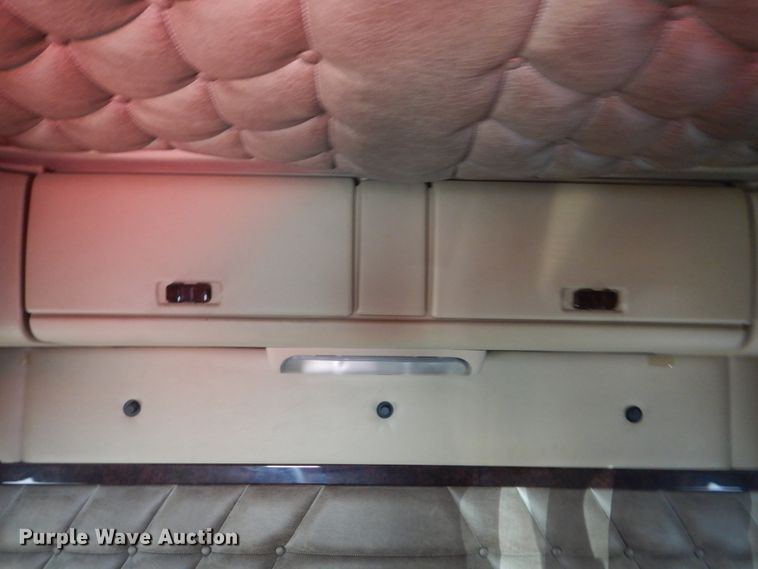 image for item GW9821 2014 Freightliner Coronado glider kit semi truck