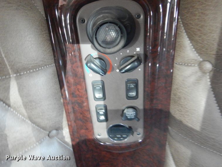 image for item GW9821 2014 Freightliner Coronado glider kit semi truck