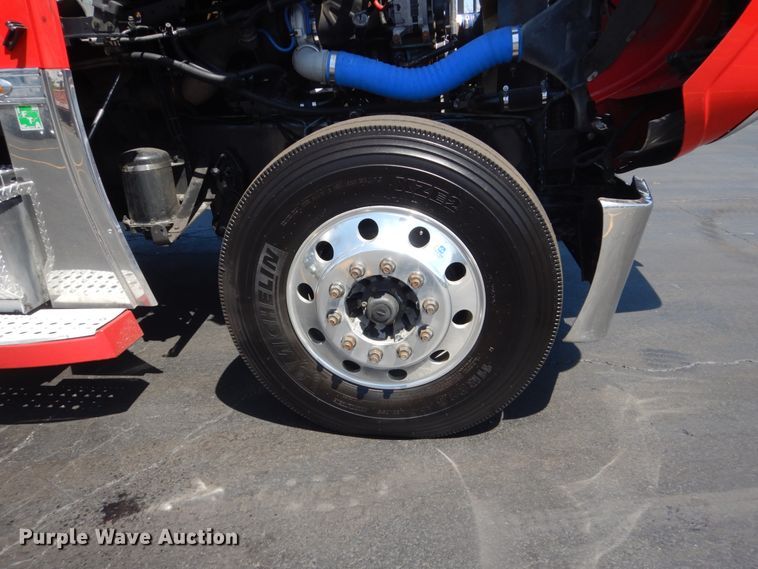 image for item GW9821 2014 Freightliner Coronado glider kit semi truck