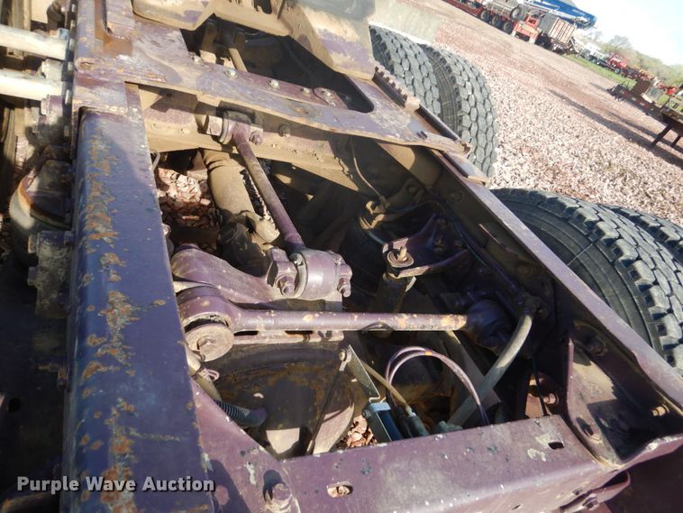 image for item GW9860 1990 Kenworth W900 semi truck