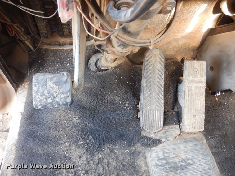 image for item GW9860 1990 Kenworth W900 semi truck