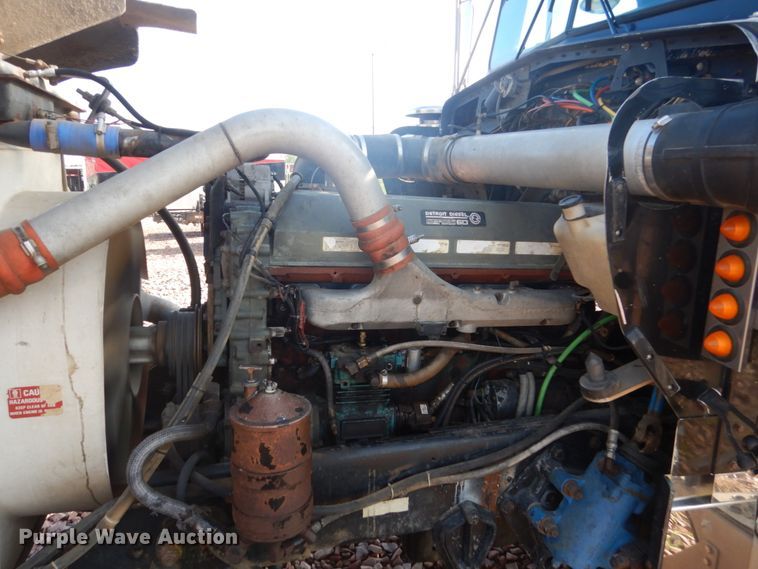 image for item GW9860 1990 Kenworth W900 semi truck