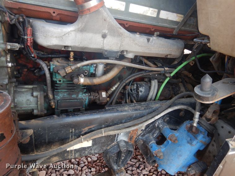 image for item GW9860 1990 Kenworth W900 semi truck