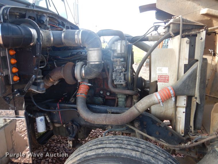 image for item GW9860 1990 Kenworth W900 semi truck