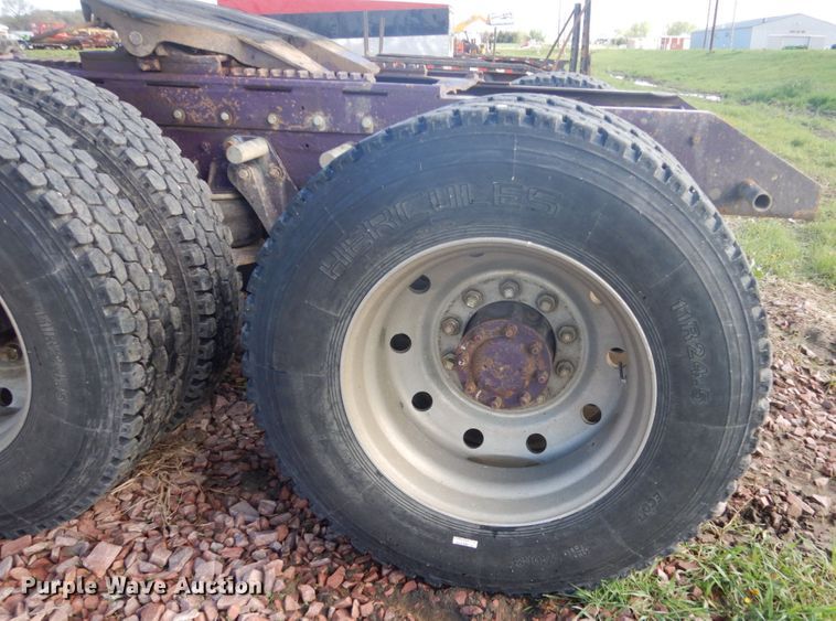 image for item GW9860 1990 Kenworth W900 semi truck