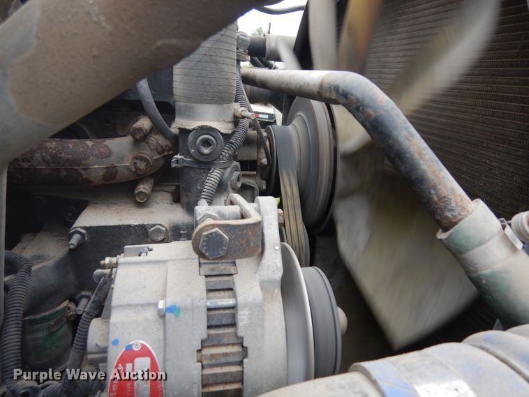 image for item GY9211 1996 Freightliner FL112  flatbed truck