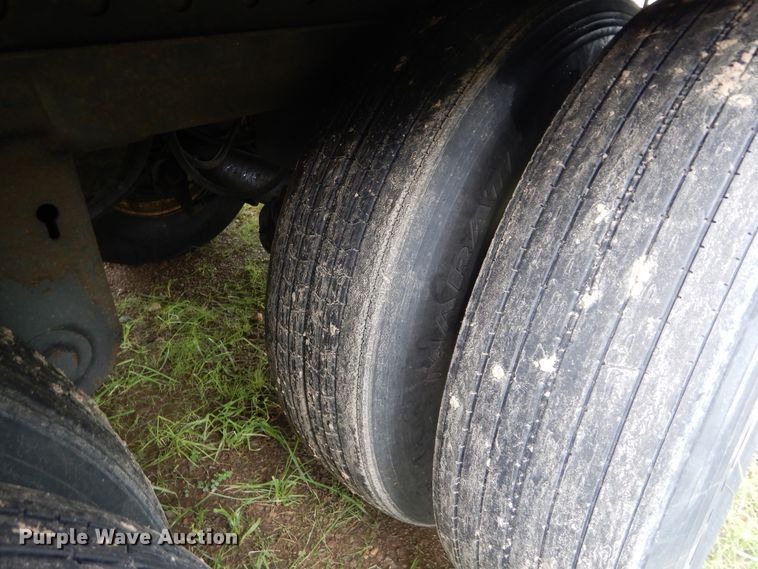 image for item HA9166 2006 Stoughton AVXW-535T-S-C-AR dry van trailer