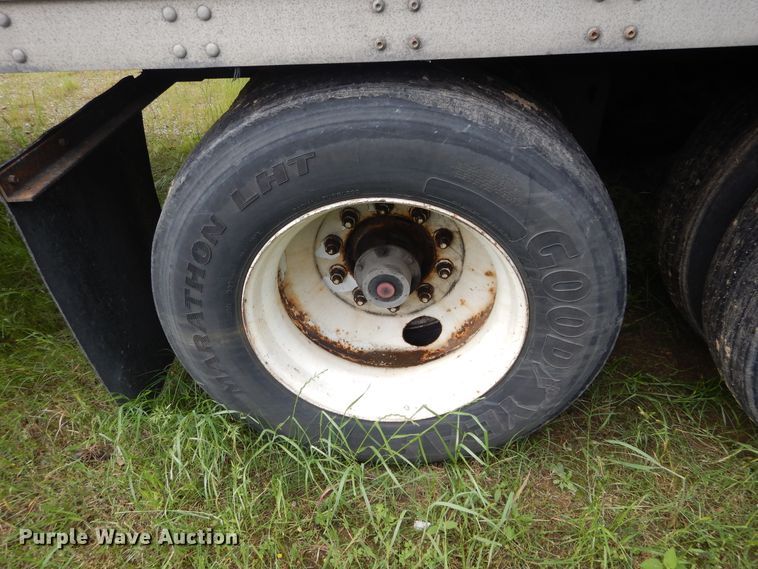 image for item HA9166 2006 Stoughton AVXW-535T-S-C-AR dry van trailer