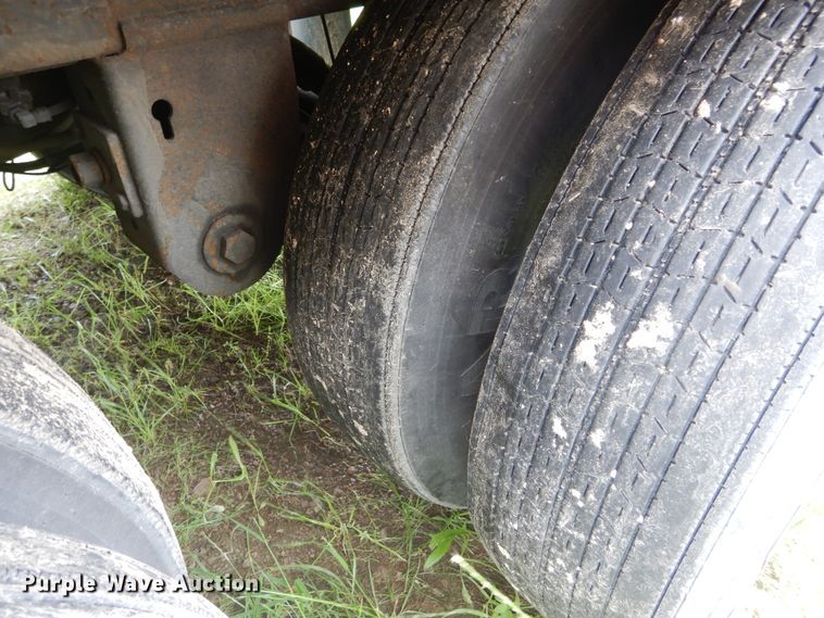 image for item HA9166 2006 Stoughton AVXW-535T-S-C-AR dry van trailer