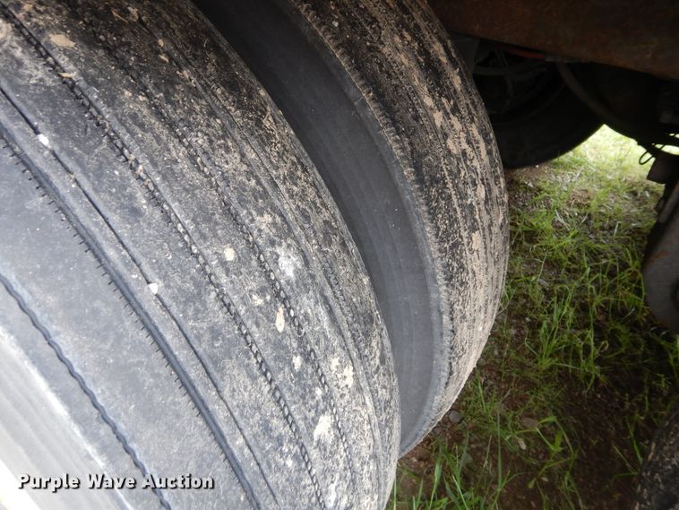 image for item HA9166 2006 Stoughton AVXW-535T-S-C-AR dry van trailer