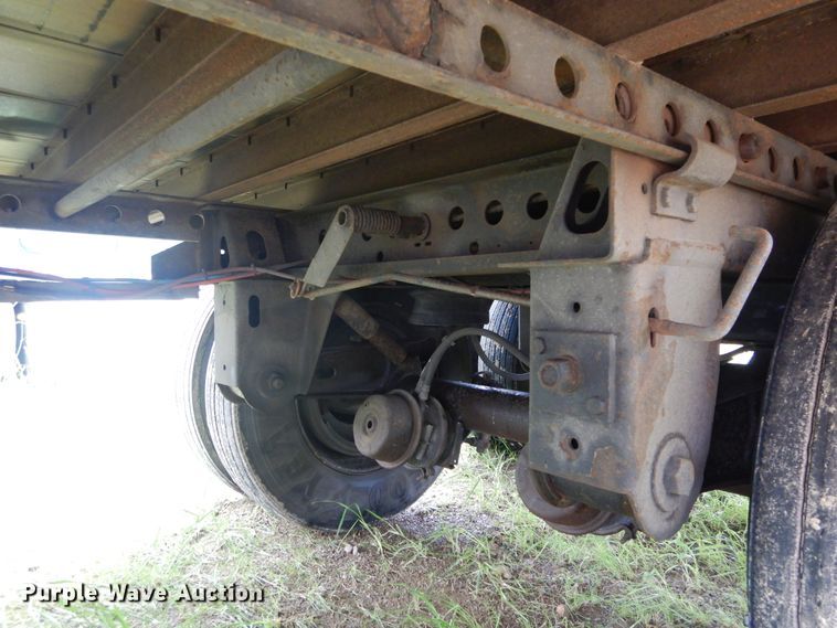 image for item HA9166 2006 Stoughton AVXW-535T-S-C-AR dry van trailer