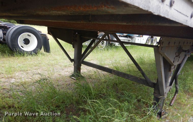 image for item HA9166 2006 Stoughton AVXW-535T-S-C-AR dry van trailer