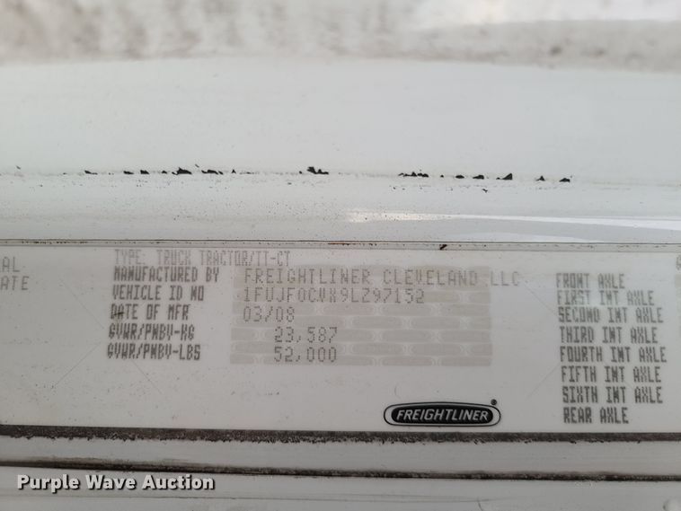 image for item K5820 2009 Freightliner Columbia semi truck