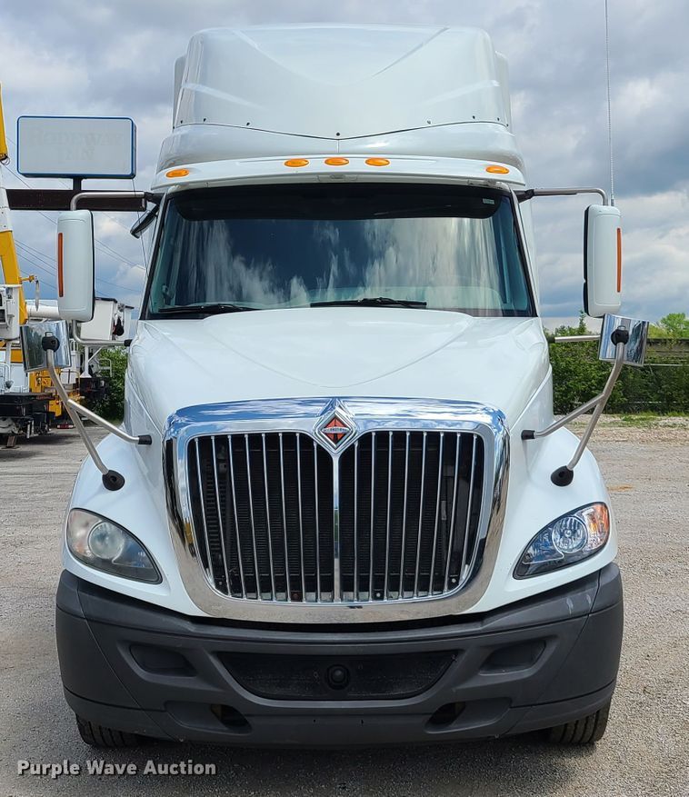 image for item K5849 2012 International ProStar  semi truck