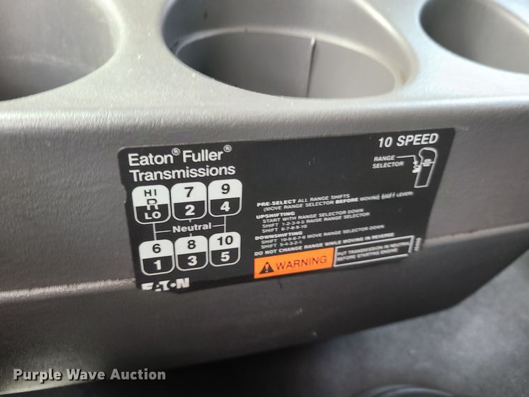 image for item K5849 2012 International ProStar  semi truck