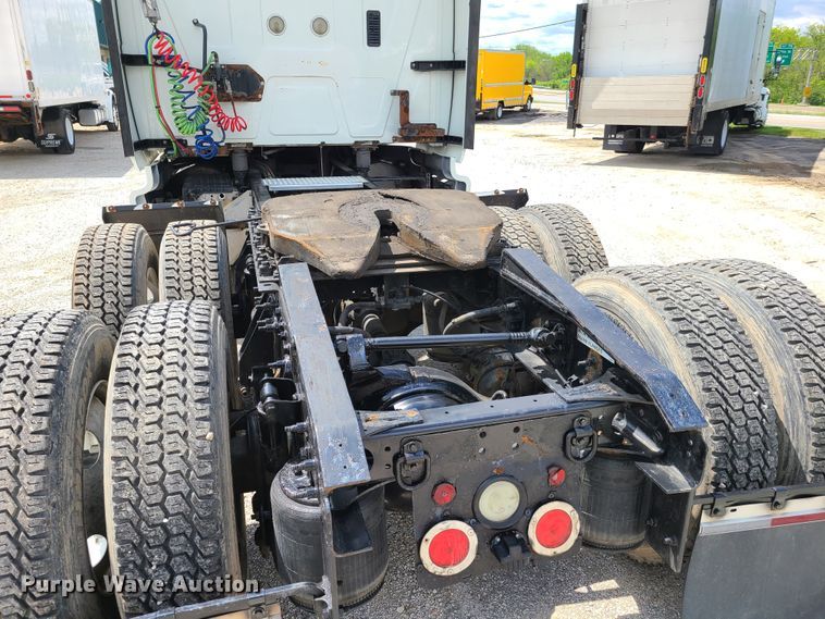 image for item K5849 2012 International ProStar  semi truck