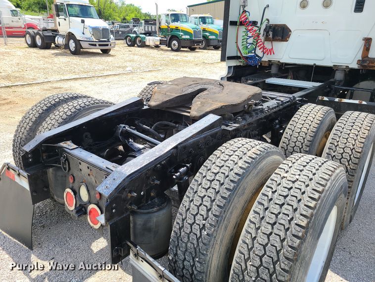 image for item K5849 2012 International ProStar  semi truck