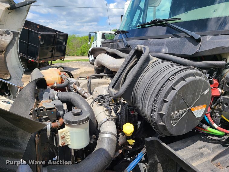 image for item K5849 2012 International ProStar  semi truck