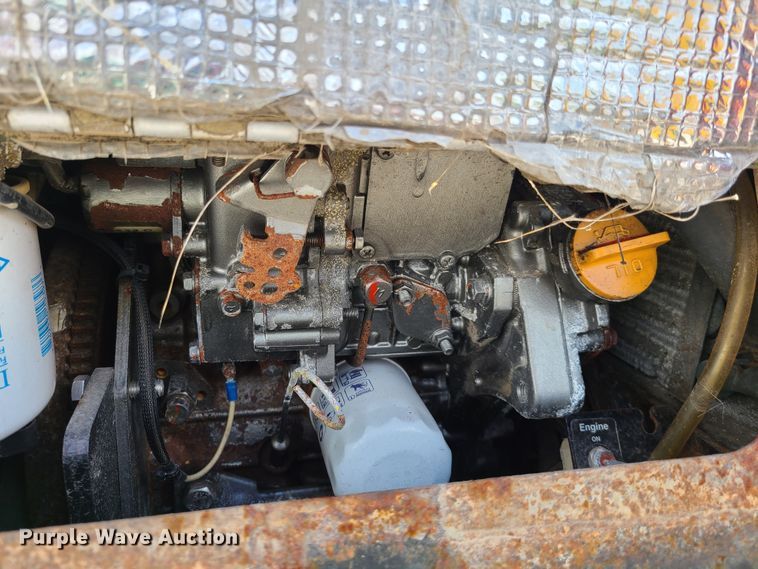 image for item K5850 2012 Peterbilt 386  semi truck