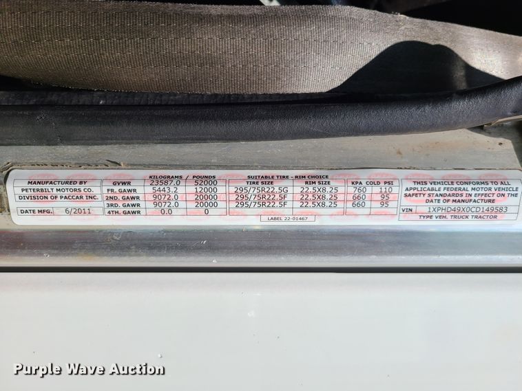 image for item K5850 2012 Peterbilt 386  semi truck