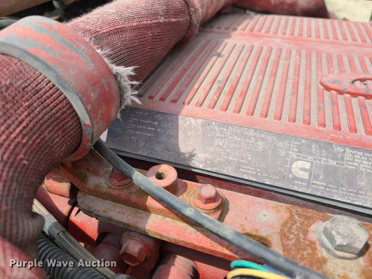 image for item K5850 2012 Peterbilt 386  semi truck