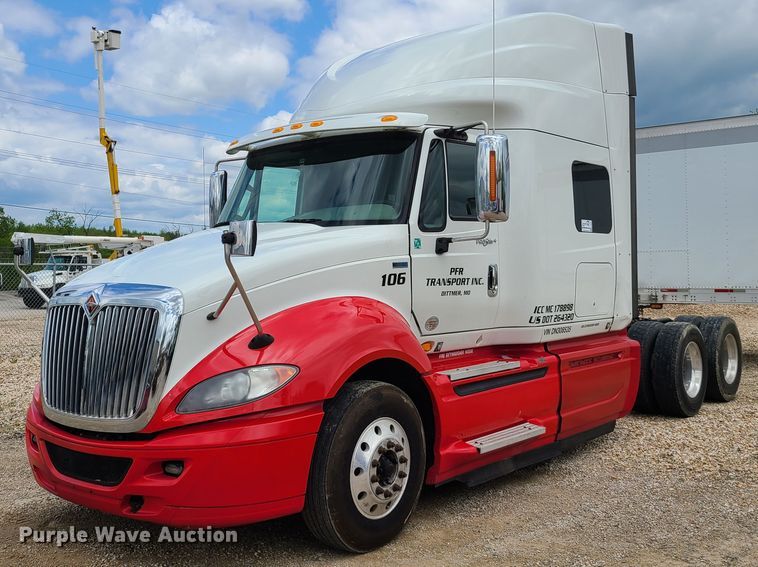 image for item K5852 2013 International ProStar  semi truck