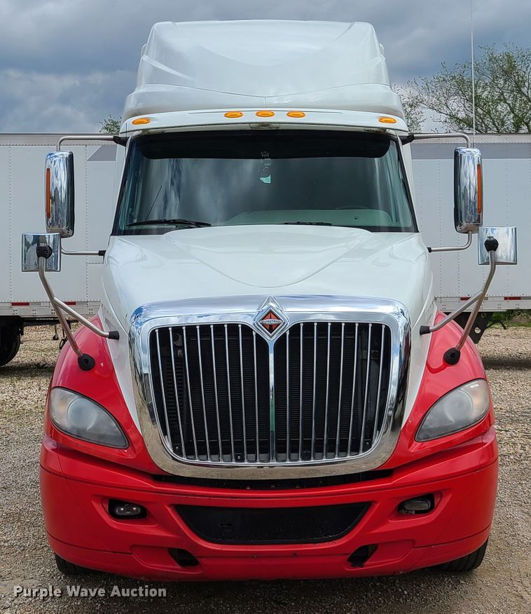 image for item K5852 2013 International ProStar  semi truck