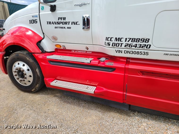 image for item K5852 2013 International ProStar  semi truck