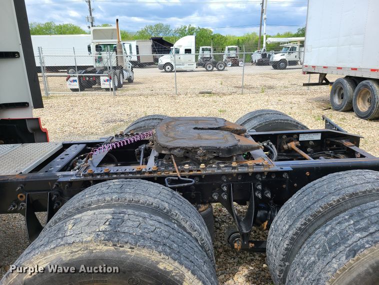 image for item K5852 2013 International ProStar  semi truck